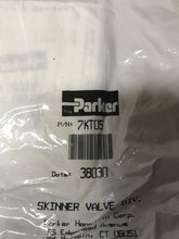 Load image into Gallery viewer, Parker 7KT05 Valve COMPONENT PARTS KIT