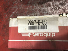 Load image into Gallery viewer, Hydraulic hose adapter  3/4-16,1/2-14, E ,1.39In EATON Aeroquip 2067-8-8S
