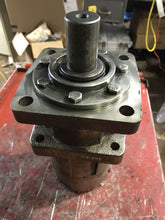 Load image into Gallery viewer, White Hydraulics Hydraulic Motor 700750085 30ZABN DT013998