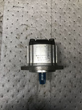 Load image into Gallery viewer, Ultra hydraulic gear pump motor 1191 5098 8035187 8411935