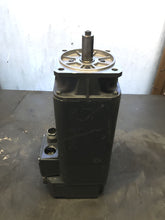Load image into Gallery viewer, Siemens Permanent Magnet Motor 1 FT5064-0AC01-0-Z