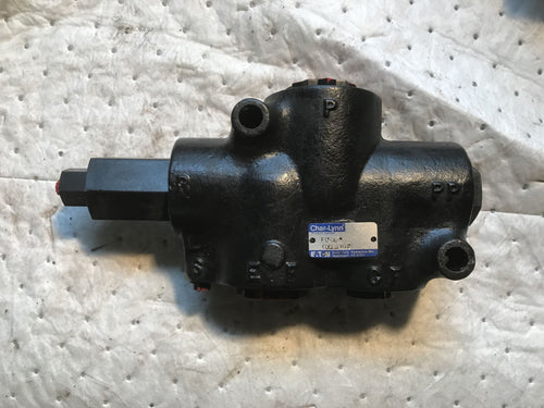 Char-Lynn Eaton Valve F 050128 6061317002 UA 3000 F050128