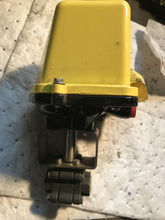 Load image into Gallery viewer, Ferguson model 1036 1036TW WORCESTER ACTUATOR series 36 TW no 1479 FNW321C06D05