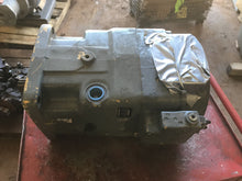 Load image into Gallery viewer, Caterpillar Pump Rexroth 9T-8993-05 AA11VLO250DRS/10R-NSDXXN00-S 9434341 61388