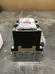 AB 700-P200A1 Type P Direct Drive Control Relay Series D