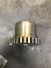 Load image into Gallery viewer, FALK 246655 REXNORD 1050T Gear Coupling HUB RSB D594814