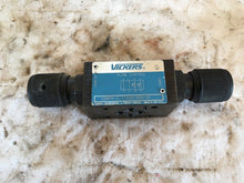 Load image into Gallery viewer, Vickers Hydrualic Flow Control Valve DGMFN-3-Y-A