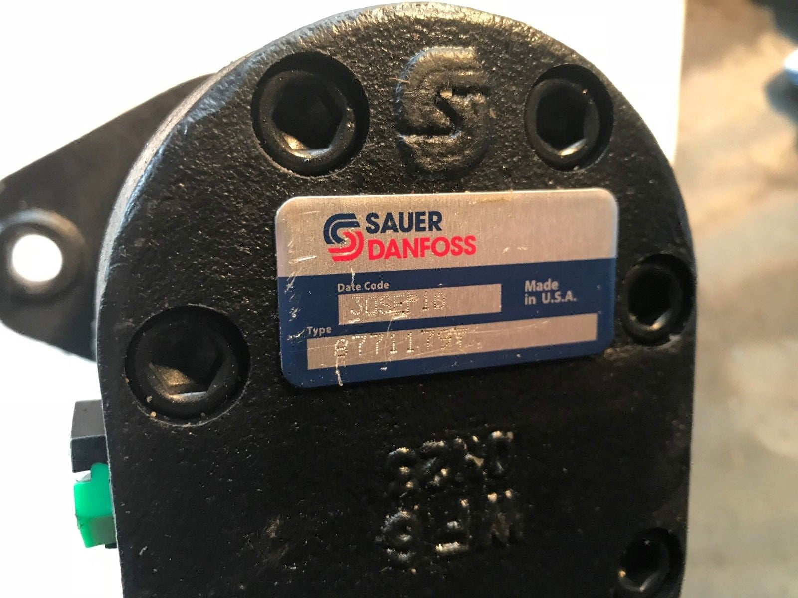 Sauer Danfoss Hydraulic Double Gear Pump for New Holland OEM 87711797 – Hydraulic Junkyard