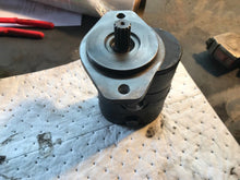 Load image into Gallery viewer, Sauer Danfoss Hydraulic Double Gear Pump for New Holland OEM 87711797
