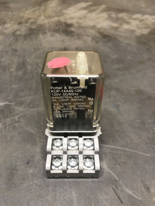 Potter & Brumfield KUP-14A45-120 bladed relay on 27e121 base