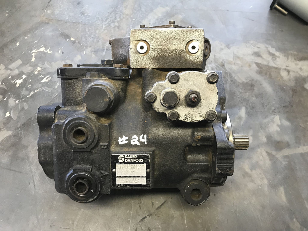 Sauer Danfoss MPV046 pump with MCV108C3011 Hydraulic displacement control