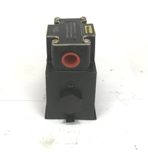 Load image into Gallery viewer, Parker D3W20BNYKH5 Control Valve