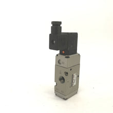 Load image into Gallery viewer, SMC VP542-5D-03NA VALVE SOL 110VAC