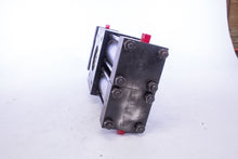 Load image into Gallery viewer, Parker LTR202-180P-AA22-C ROTARY ACTUATOR