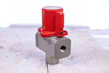 Load image into Gallery viewer, SMC VHS40-N02-Z Pneumatic Lock Out Valve