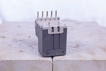 Load image into Gallery viewer, Carlo Gavazzi CGT-12M Thermal Overload Relay 10A