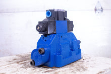 Load image into Gallery viewer, Rexroth R900902946 R901225767 Directional Spool Valve
