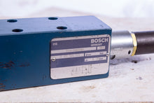 Load image into Gallery viewer, Bosch Rexroth 0 811 104 129 Proportional Valve 0811104129