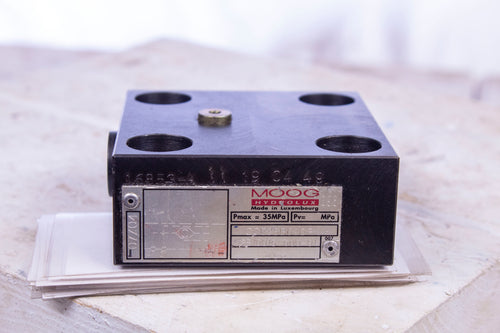 Moog XGB10016-000-01 CCE25B62DR Cartridge Valve