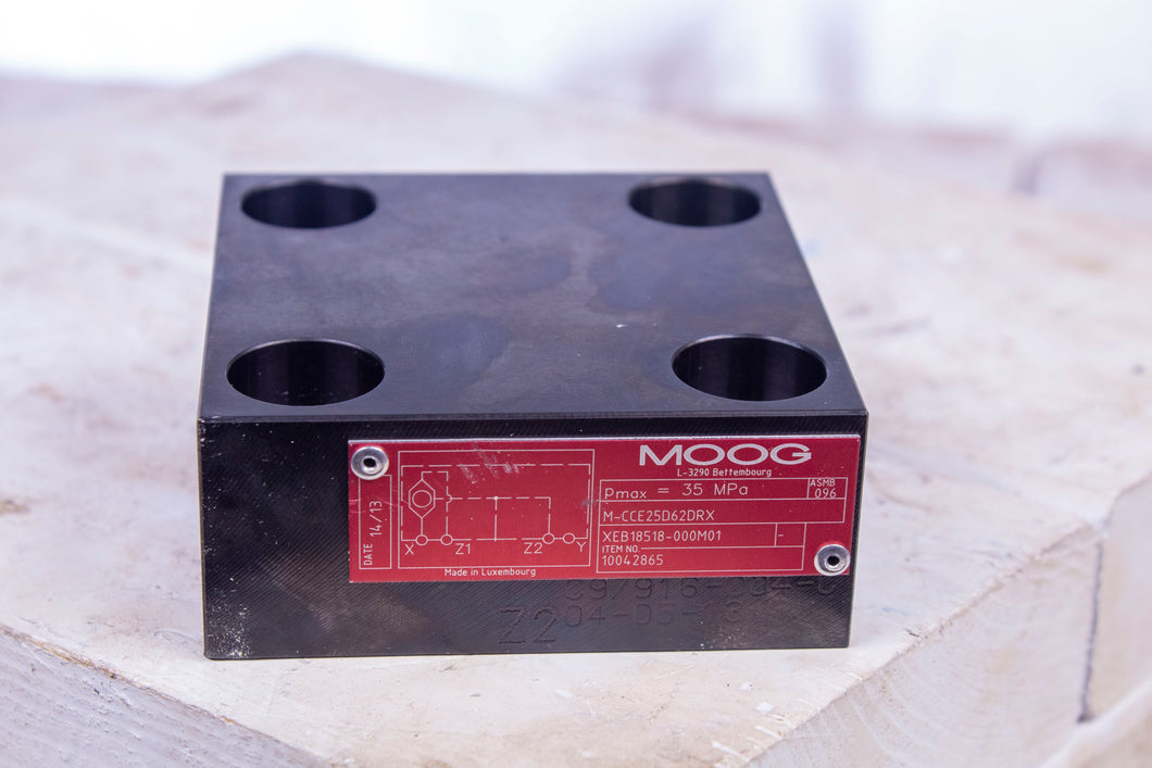 Moog XGB18518-000M01 10042865 M-CCE25D62DRX Cartridge Valve