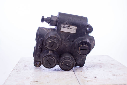 Sauer Danfoss 2210 156B 6022 Directional Control Valve