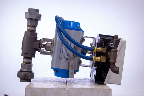 Jamesbury VPVL200SR4/5BD Ball Valve with ABB AV2320050 Position