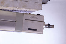 Load image into Gallery viewer, Numatics G453A1SS0900MT4 966173 Pneumatic Cylinder Actuator 3M9T-315739-5