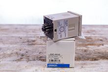 Load image into Gallery viewer, Omron E2C-AK4A Proximity Switch Amplifier Unit