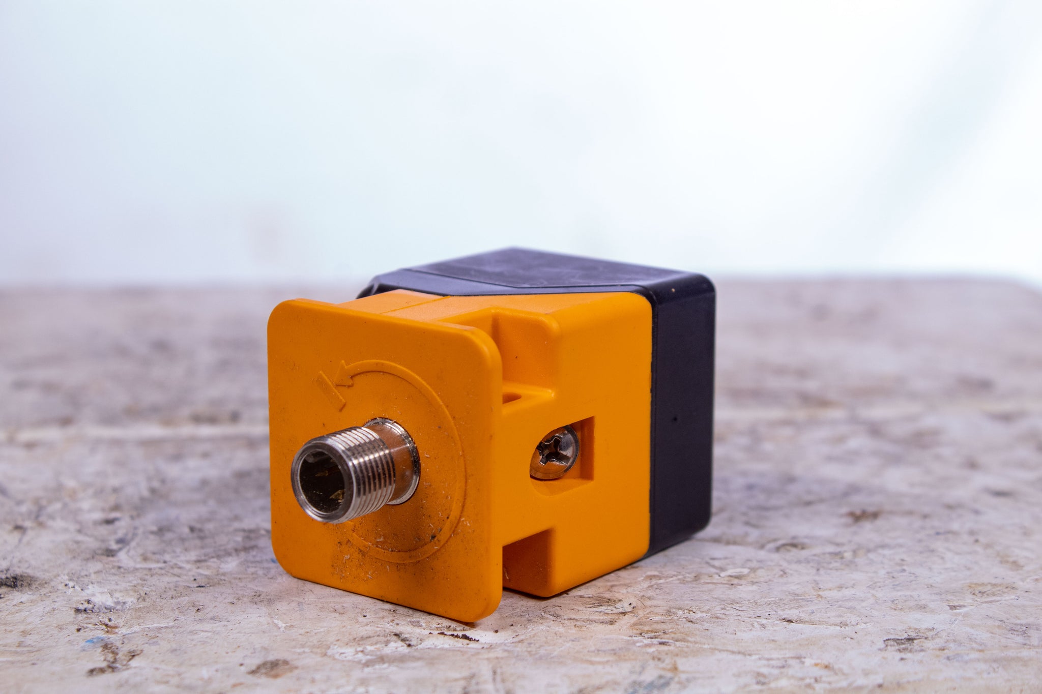 Effector Switch IFM Effector 100 IM5129 Proximity Switch Sensor – Hydraulic Junkyard
