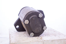 Load image into Gallery viewer, Bosch Gear Pump 0510725064