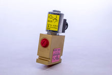 Load image into Gallery viewer, Eaton 300AA00082A SV1-10-3-6T-24DG Valve