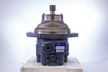 Load image into Gallery viewer, Sauer Sundstrand 90K075 NGON8N0S1 95-31031 Hydraulic Motor