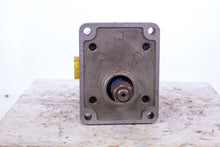 Load image into Gallery viewer, Parker Hydraulics 334-3211-023 C 3104 001 5704373 Hydraulic Gear Pump