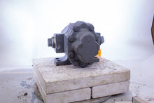 Load image into Gallery viewer, Roper 1AM12 Hydraulic pump