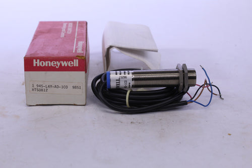 Honeywell Microswitch 945-L4Y-AD-1C0 945L4YAD1C0 ULTRASONIC SENSOR
