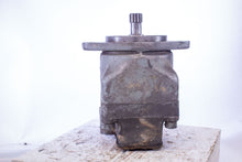 Load image into Gallery viewer, Abex Denison MIC 033 23N Hydraulic Pump