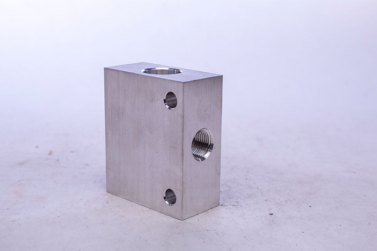 Sun Hydraulics ECB 9CT9-A2 Manifold Block – Hydraulic Junkyard