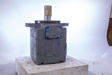 Load image into Gallery viewer, Abex Denison T6D 031-1R00 A1 Hydraulic Pump