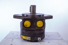 Load image into Gallery viewer, Parker 110A-036-BS-0 Hydraulic Motor