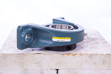 Load image into Gallery viewer, Dodge P2B-DL-200 Pillow Block Ball Bearing Unit 128715 R0512/2215