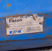 Load image into Gallery viewer, Eaton 5441-028 Hydrostatic-Hydraulic Variable Motor