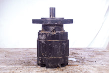 Load image into Gallery viewer, Bay Area Hydraulics P5R2B16KG101 15600 Dr. Gear Hydraulic Pump