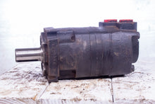 Load image into Gallery viewer, Eaton Char-lynn 109-1101-006 Motor 4000 Series