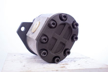 Load image into Gallery viewer, BAILEY HYDRAULICS GP-F25-63-P-C Gear Pump