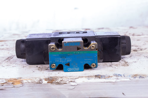 Vickers DG4V-3S-2C-M-FW-B5-60 Directional Solenoid Valve