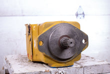 Load image into Gallery viewer, Caterpillar Aftermarket M-6E6666 Hydraulic Vane Pump