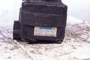 Vickers V20 1P11P 6A 11 Hydraulic Vane Pump 40655-1 B/95/0