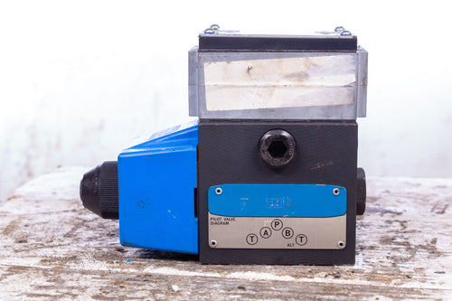 Vickers DG4S4LW-012A-B-60 Hydraulic Valve