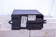 Load image into Gallery viewer, Siemens 6SE3213-6CA40 Micromaster AC Drive Converter
