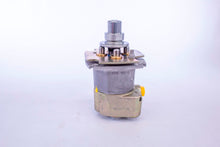 Load image into Gallery viewer, Rexroth Joystick Valve Case # 87740389 pilot, hydraulic steering right hand 4TH6